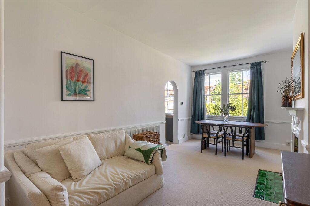 Apartment in Twickenham, East Twickenham, Petersham - View 4