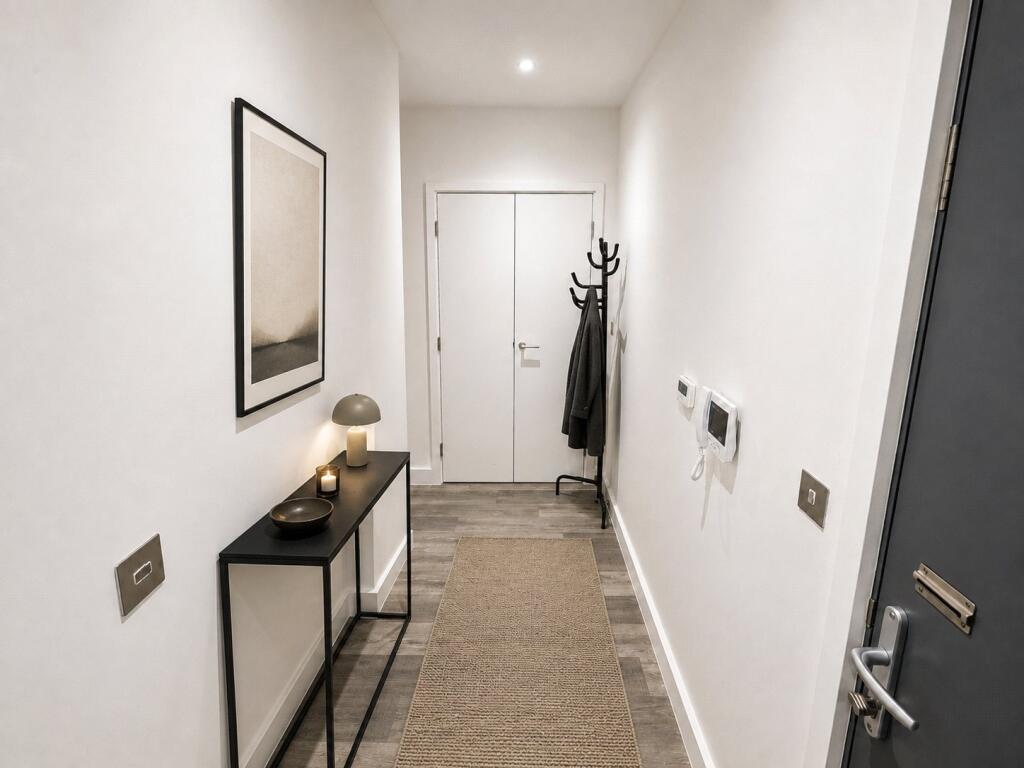 Apartment in London - More