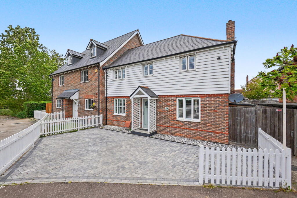 Main image of property: Holly Blue Drive,Iwade,Sittingbourne,ME9 8WL