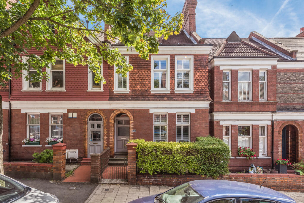 Main image of property: Cricklade Avenue, London, SW2