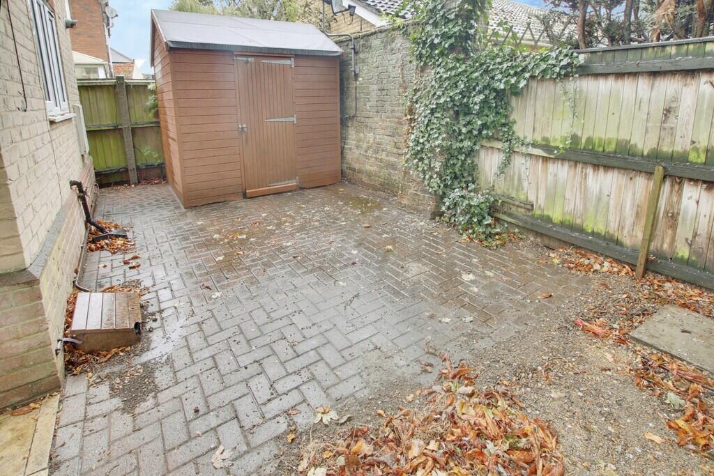 House in Peterborough - View 5