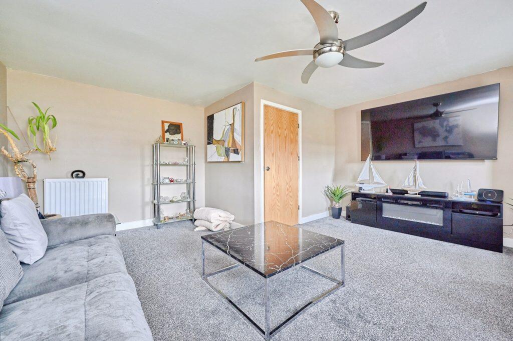 House in Stevenage - More