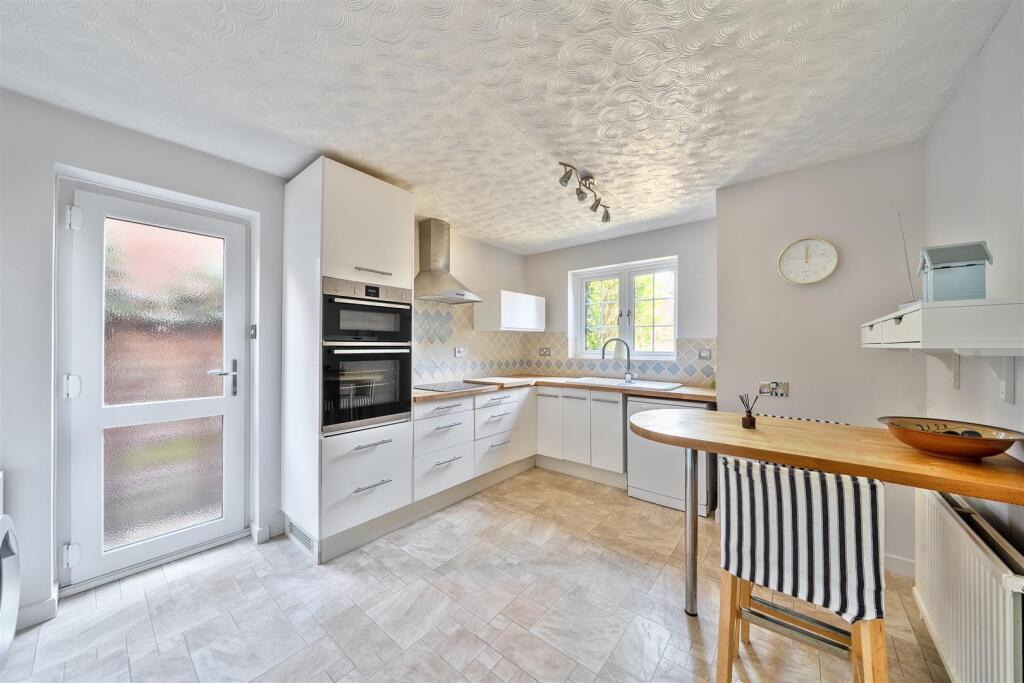 House in Milton Keynes - View 2