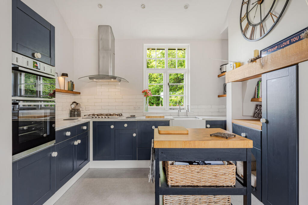 House in Kenchester, Herefordshire - More