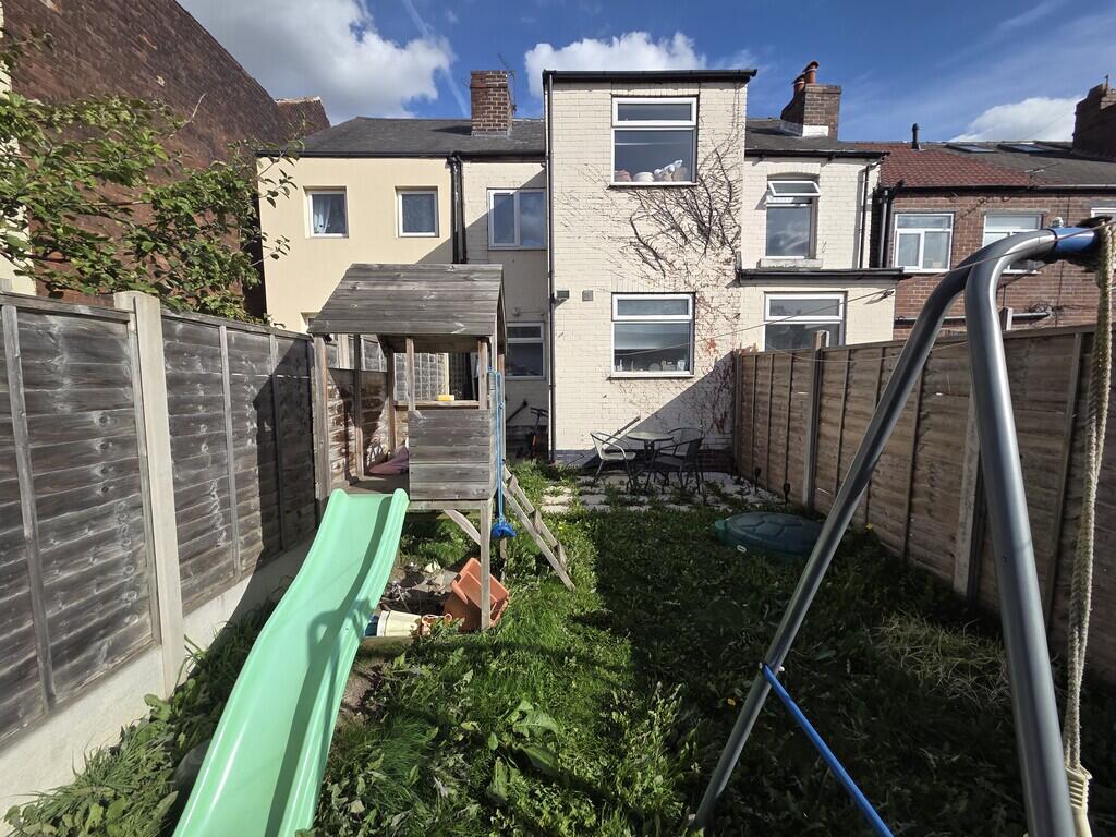 House in Barnsley, South Yorkshire - View 4
