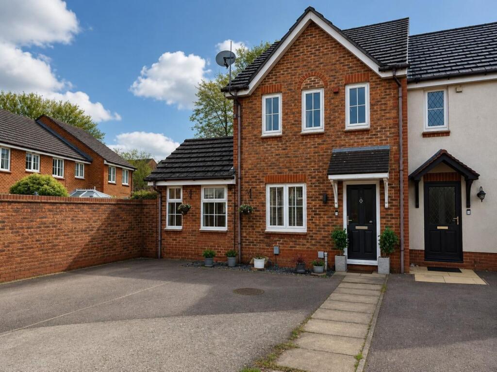 Main image of property: Fairfield Way, Stevenage