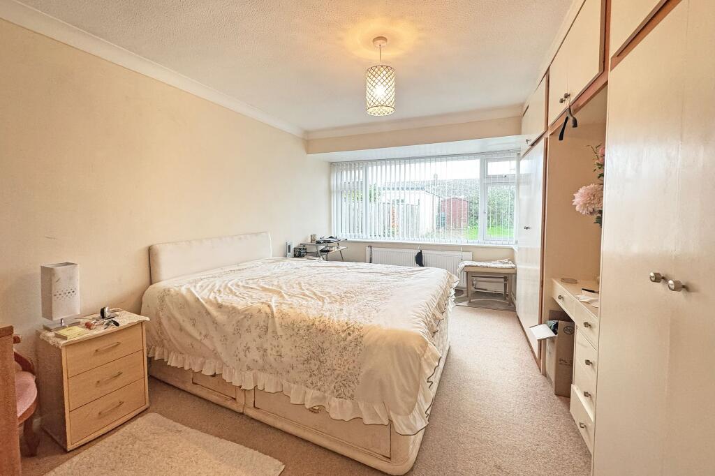 Saxon Close, East Preston, BN16 photo 5