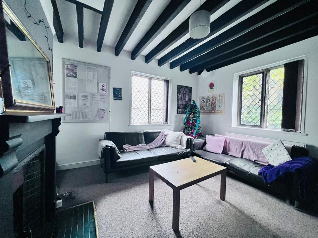 House in Nottingham - View 3
