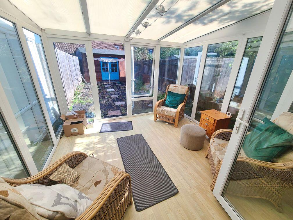 House in Southampton - More