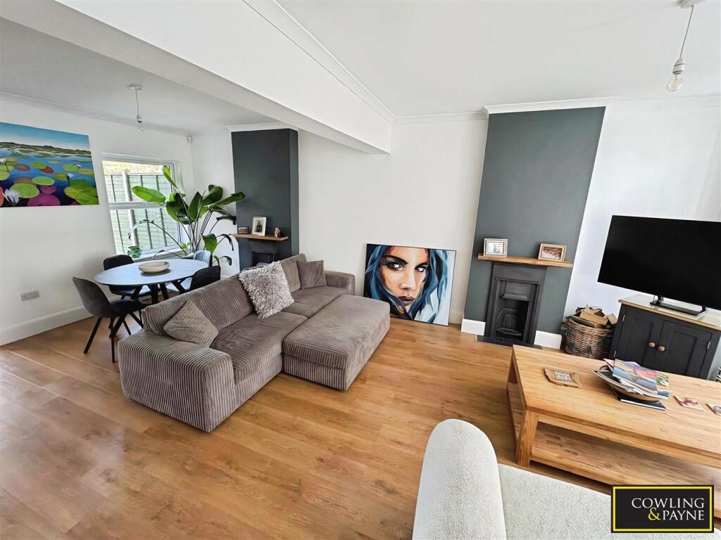 House in Southend-on-Sea - View 5