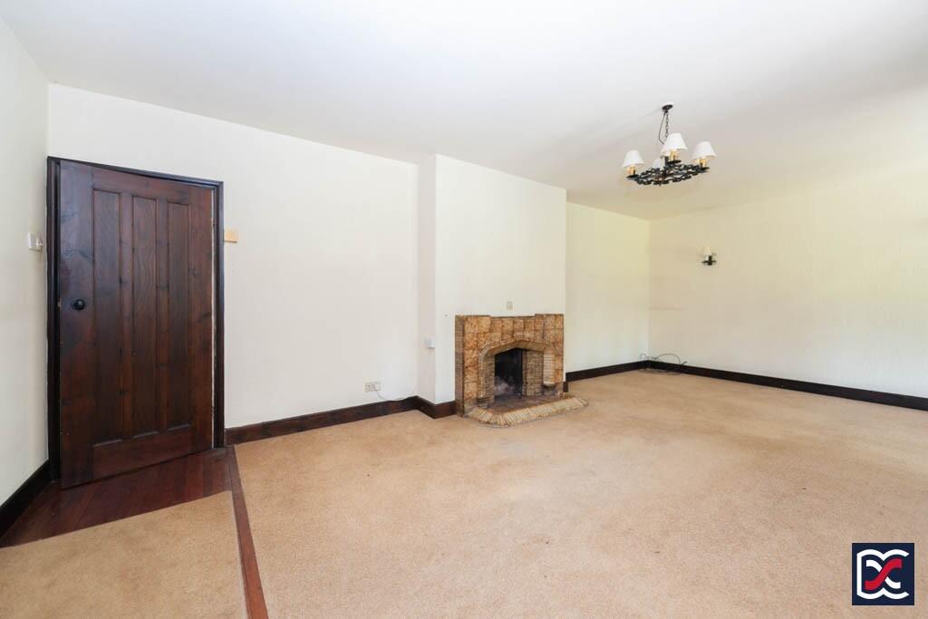 The Cottage, Station Road, Blisworth, NN7 photo 4