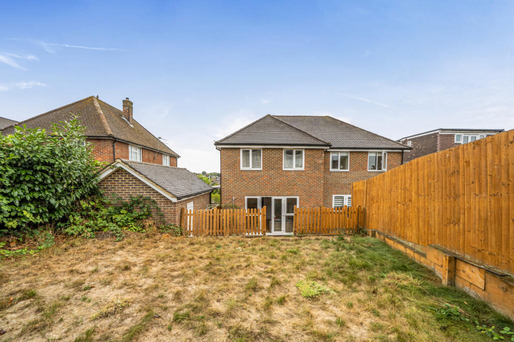 House in Hemel Hempstead, Chesham - View 3