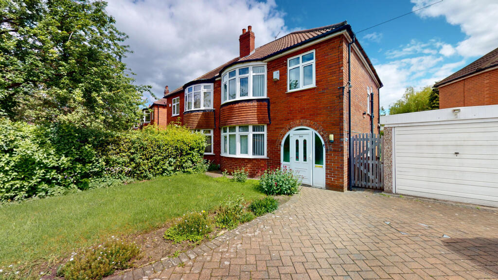 Main image of property: Spen Lane, West Park, Leeds, West Yorkshire