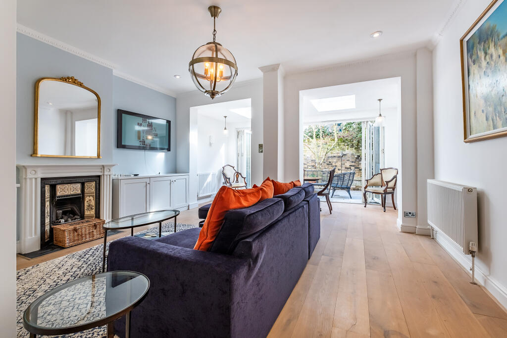 Main image of property: Moreton Street, London, SW1V