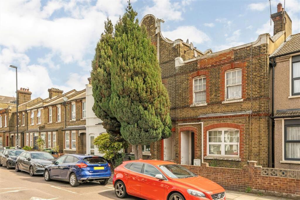 Main image of property: Trundleys Road, London