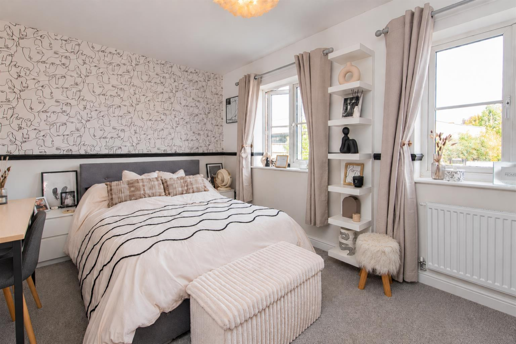 House in Northampton - More