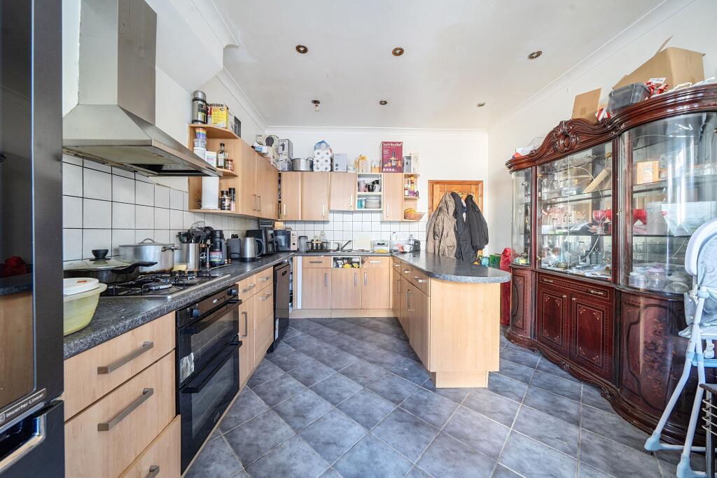 House in London - View 3