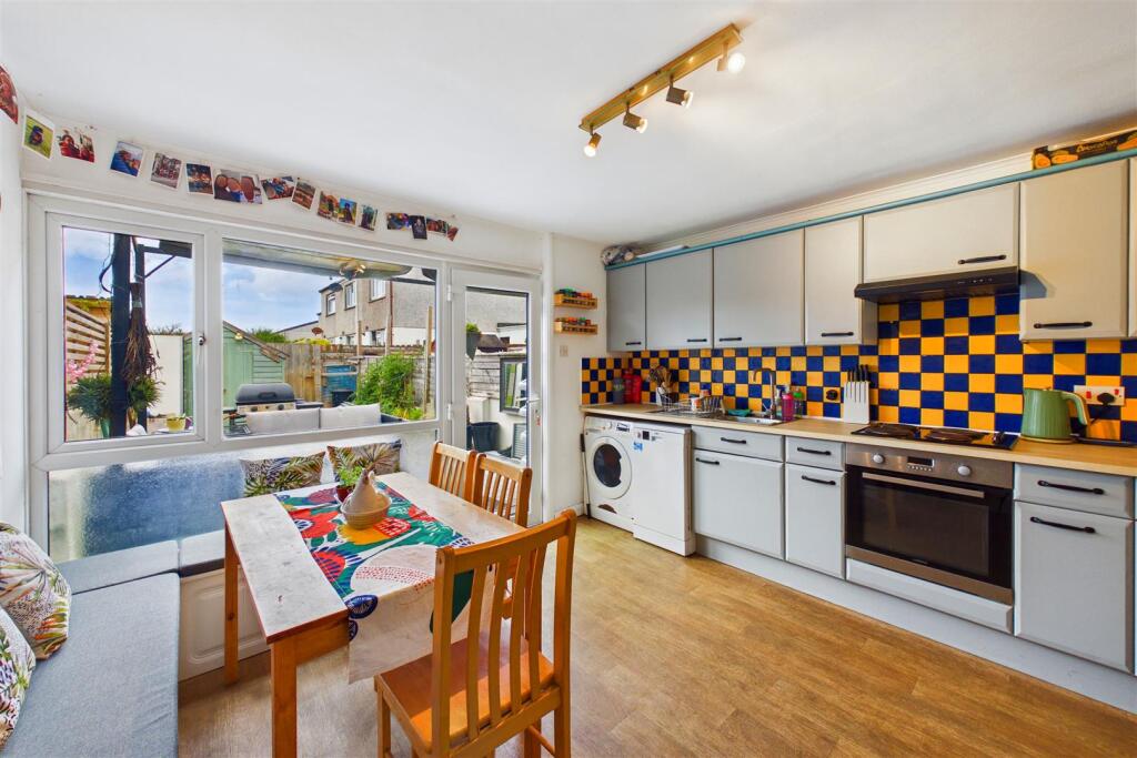 House in Newquay, Cornwall - More