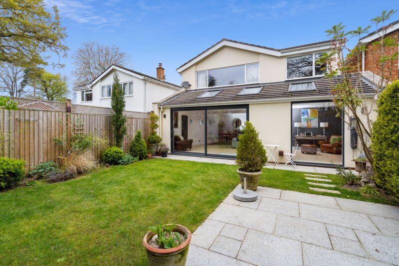 House in Slough - View 2