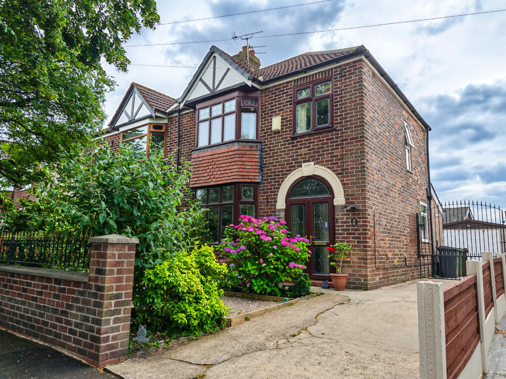 Main image of property: Shaw Hall Avenue, Hyde