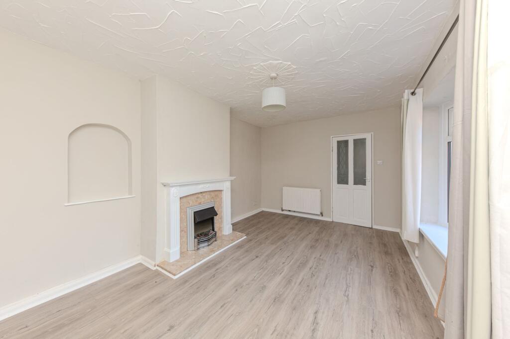 House in Stoke-on-Trent - View 3