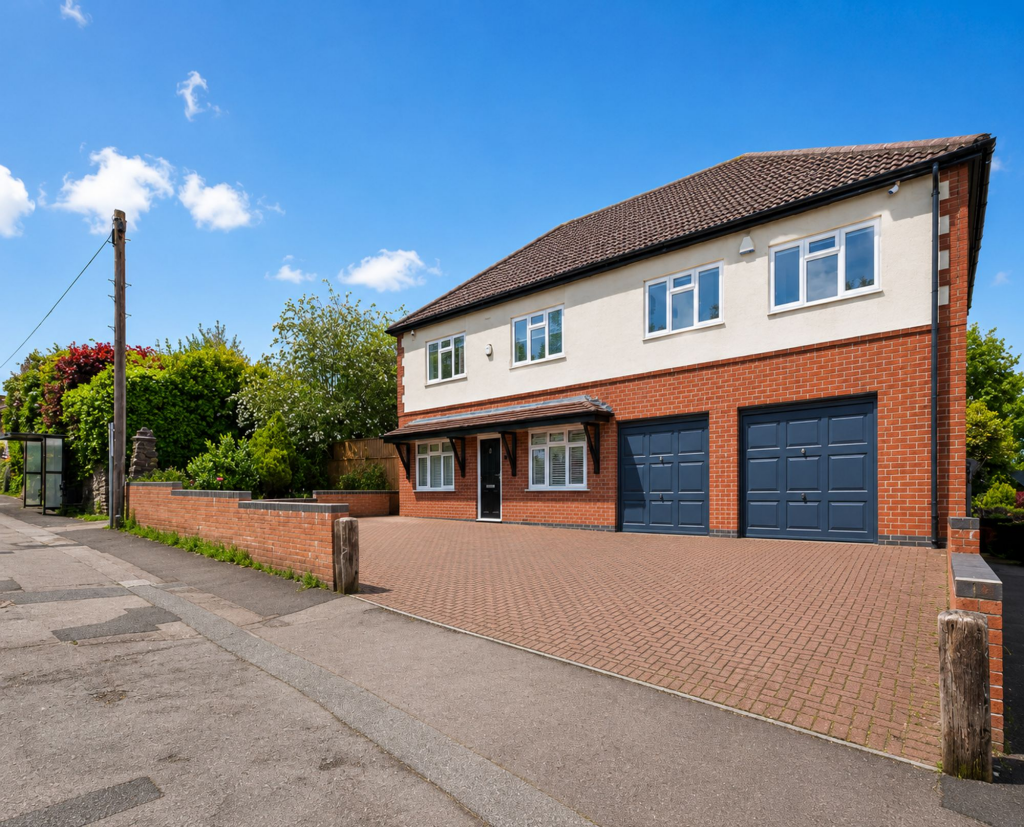 7-bed detached on Woodville Road, Overseal, DE12, £575,000