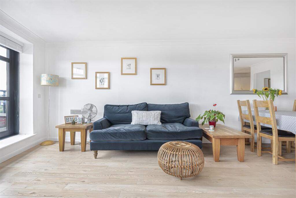 Apartment in Reading, Katesgrove, Newtown - More