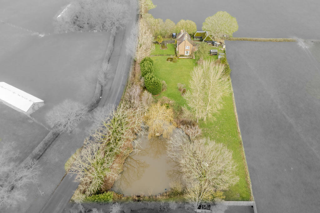 Grove Hill, Hellingly photo 3