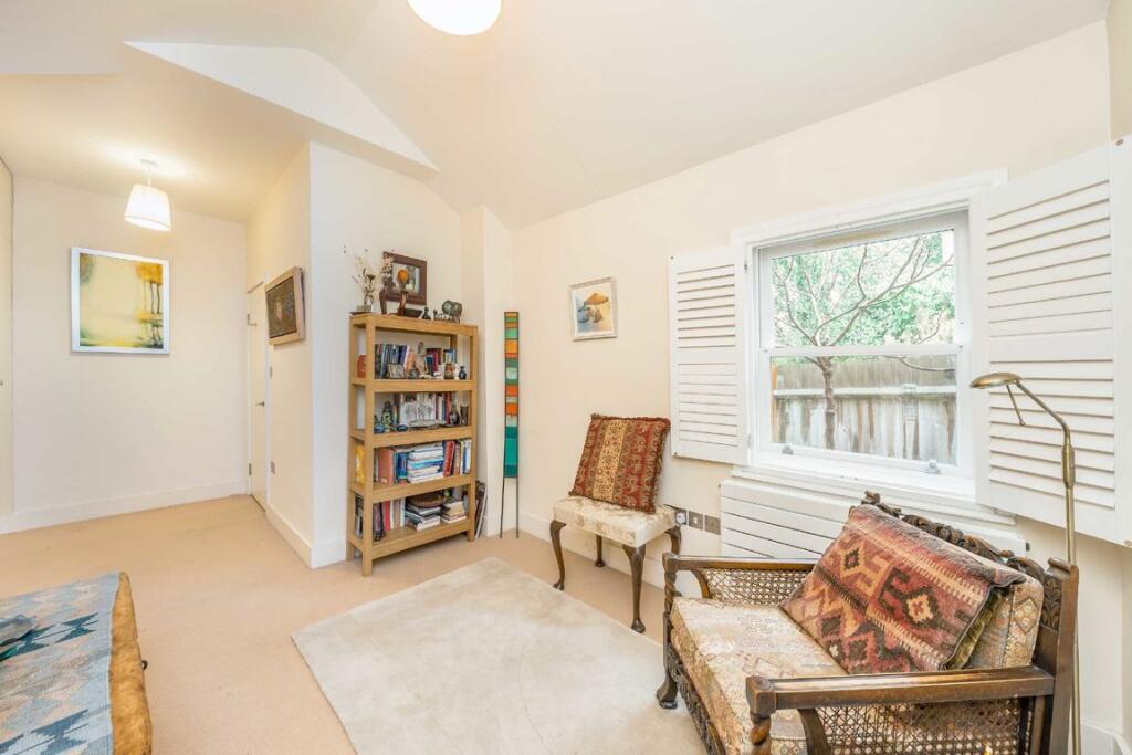 Apartment in London, East Twickenham, St Margarets - More
