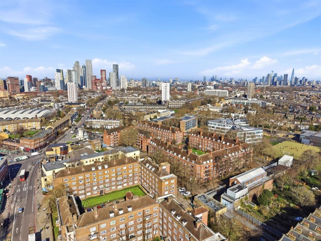 Apartment in London - View 3