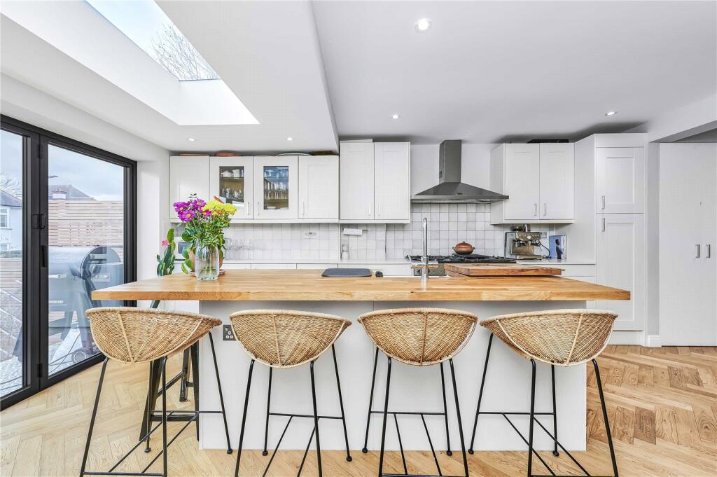 Main image of property: Dingley Lane, London, SW16