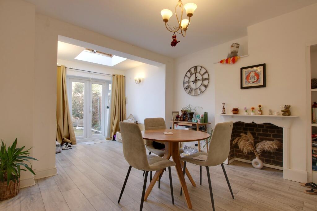 House in Portsmouth - View 3