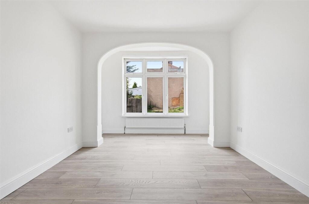 House in Ilford - View 3