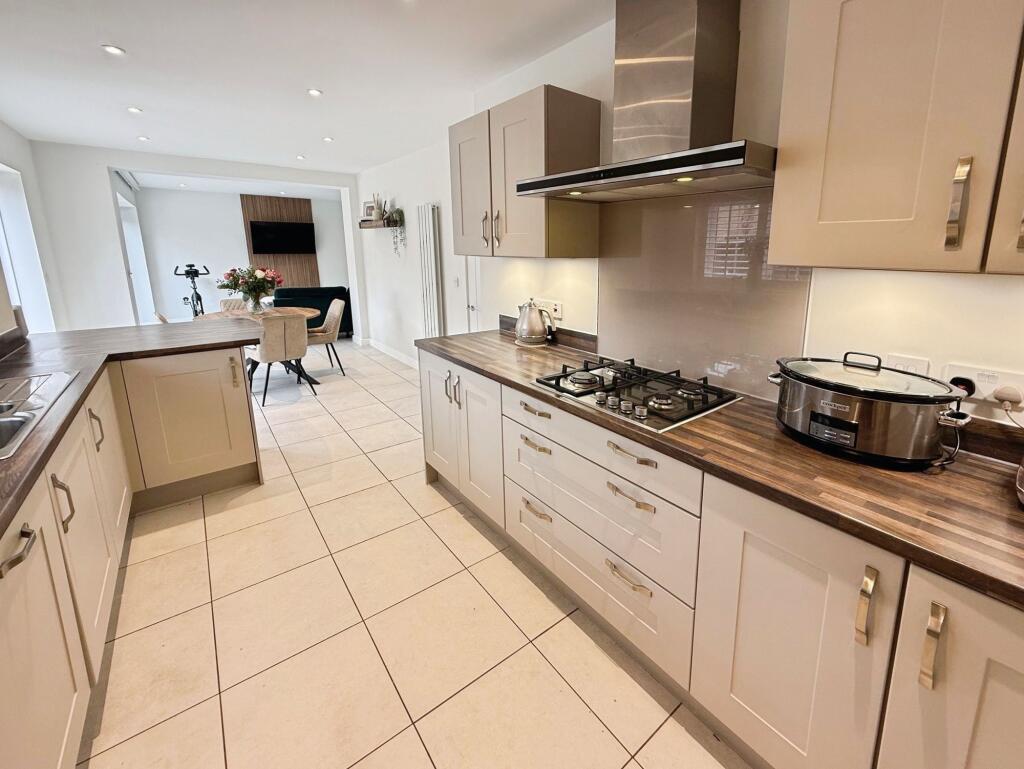 House in Basingstoke and Deane, Vyne Park, Bramley - View 2