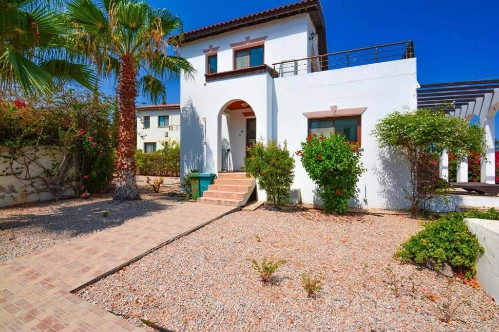 Main image of property: Bahçeli, Girne