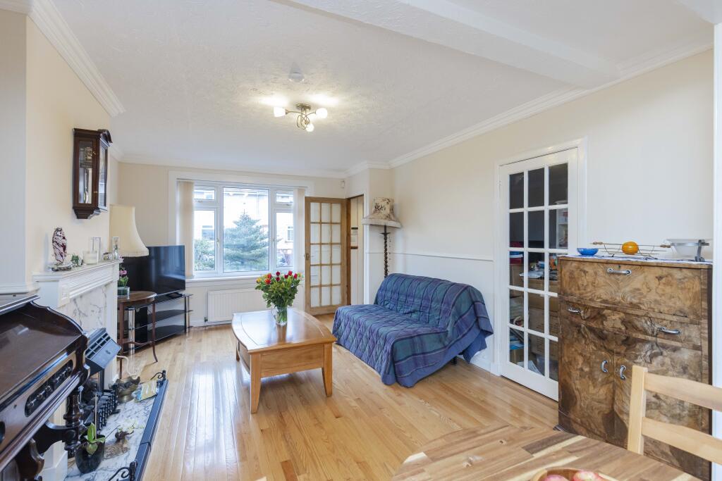 Easter Drylaw Avenue, Edinburgh, EH4 photo 4