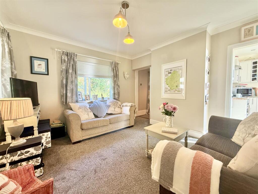Lodge Road, Writtle, Chelmsford photo 2