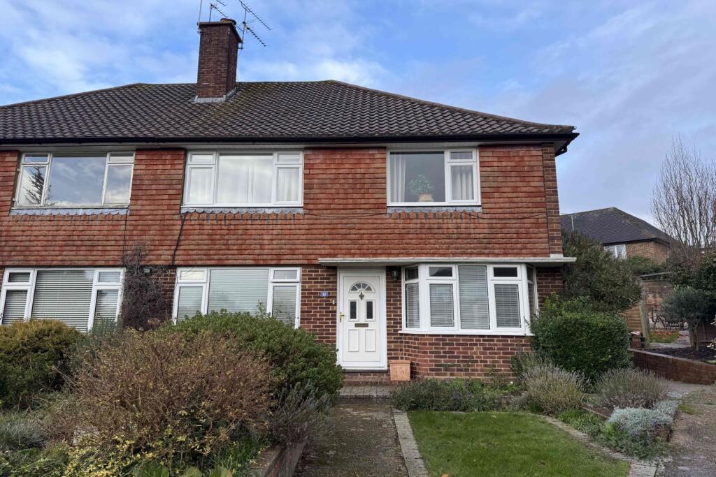 Main image of property: Minchin Close, Leatherhead, Surrey, KT22