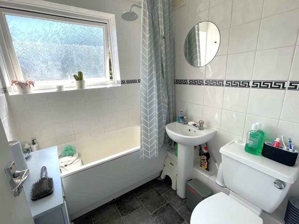 Apartment in Southampton - View 5