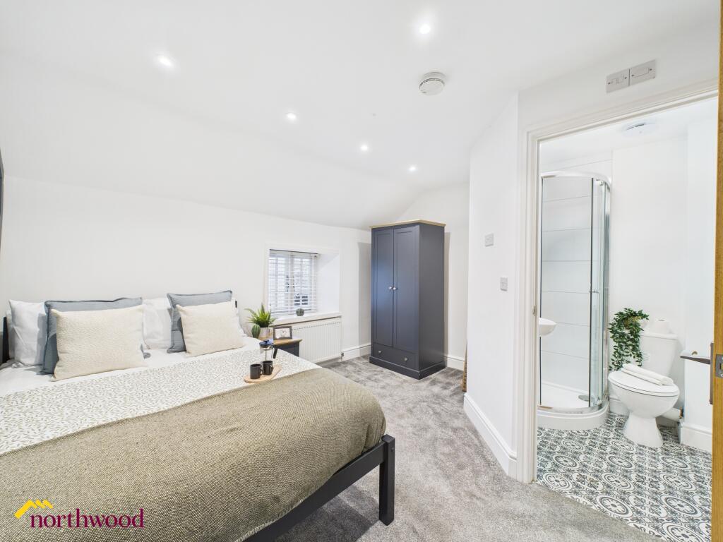 Main image of property: Southam Road, Banbury, OX16