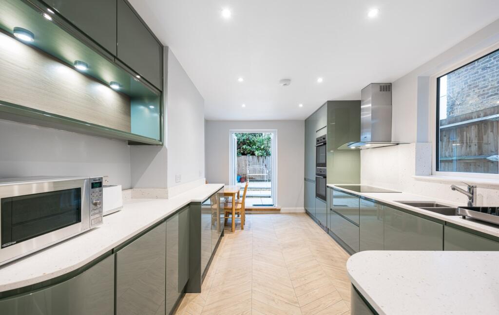 Main image of property: CORRANCE ROAD, SW2