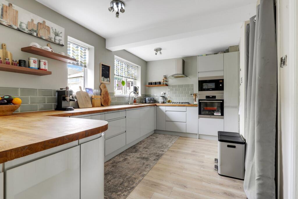 House in Nottingham - View 2