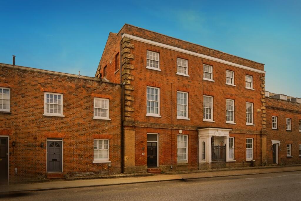 Main image of property: Hitchin Street, BALDOCK