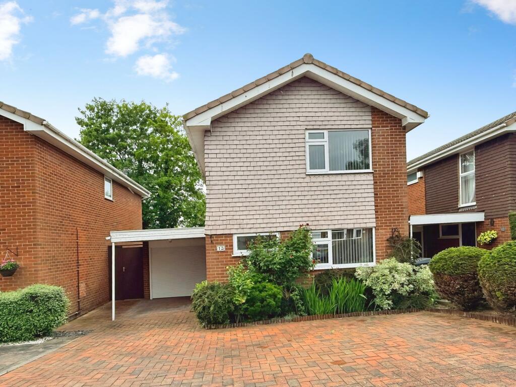 Main image of property: Chater Close, Leicester, LE5