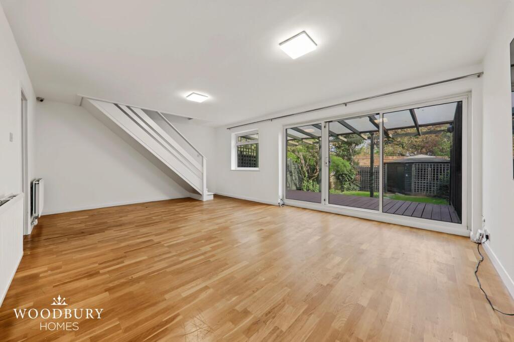 House in Epping Forest, Buckhurst Hill - View 5