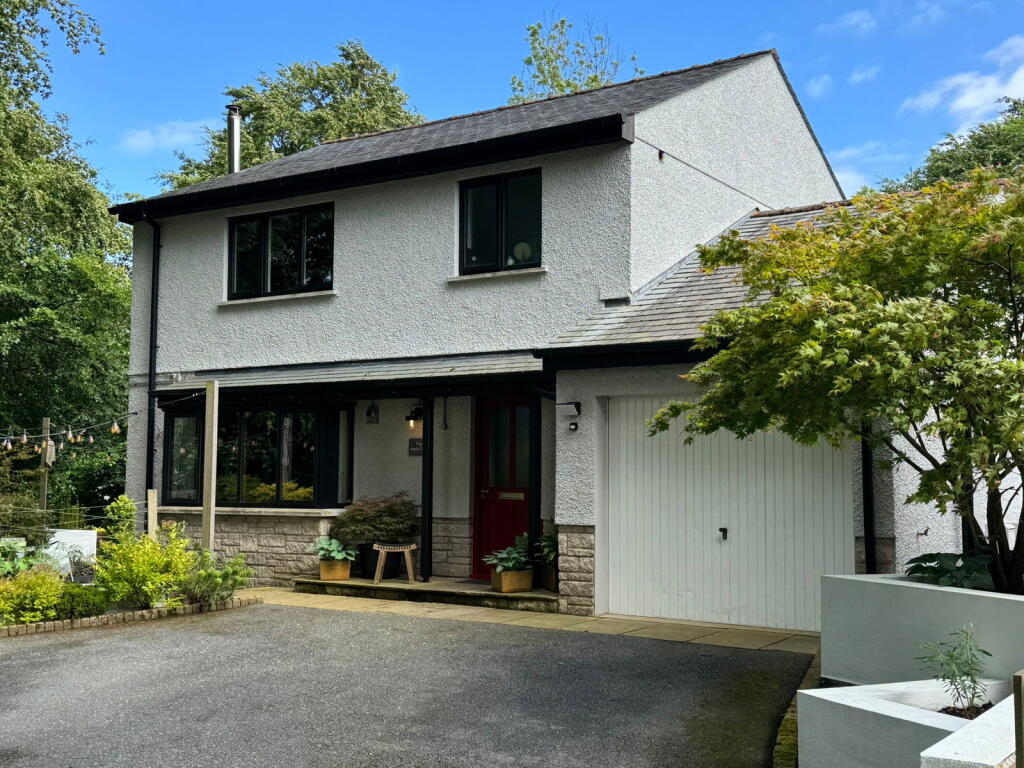 Main image of property: The Holly Tree, The Crescent, Grange over Sands, LA11 6AW