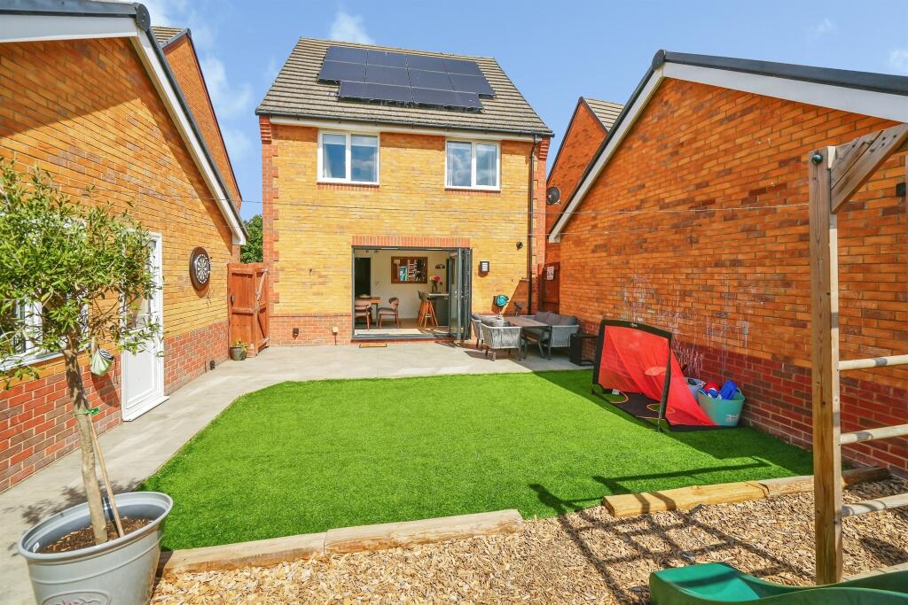 House in Vale of White Horse, Great Western Park, Western Valley - View 5