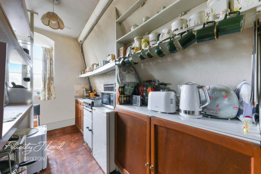 Apartment in London - View 2