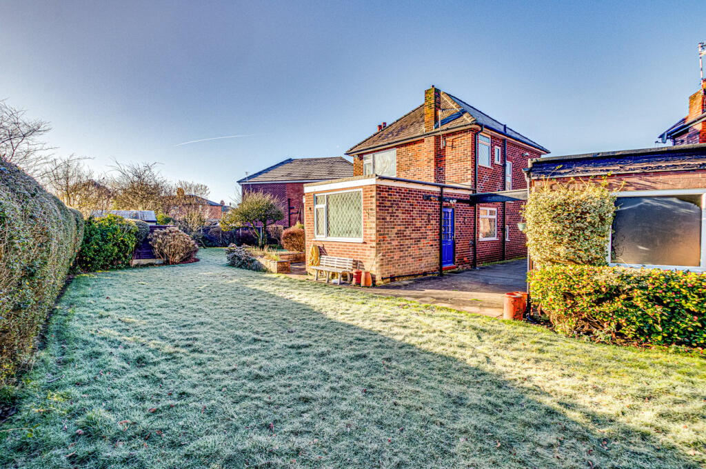 Andrews Avenue, Flixton, Manchester, M41 photo 4