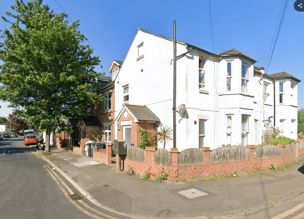 House in London - View 2